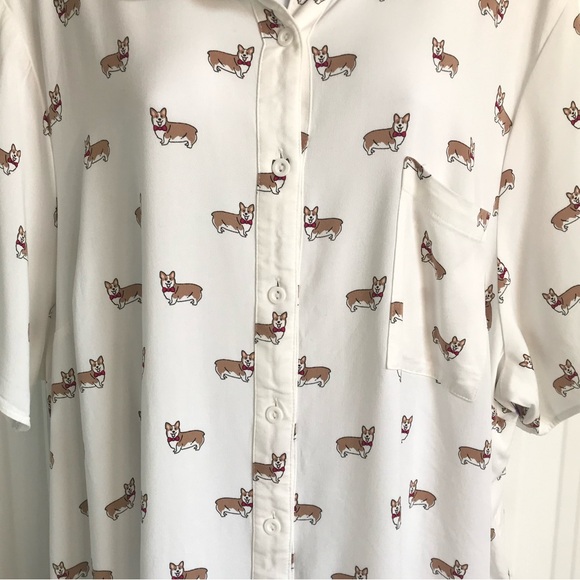 Torrid Women’s Corgie Print Stretch White Button Up SS Shirt plus size 4X in EUC - Picture 6 of 16